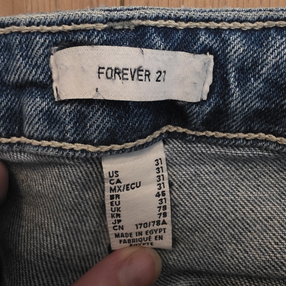 Forever 21 High Waisted Super Flare Jeans- 31 - Picture 2 of 12